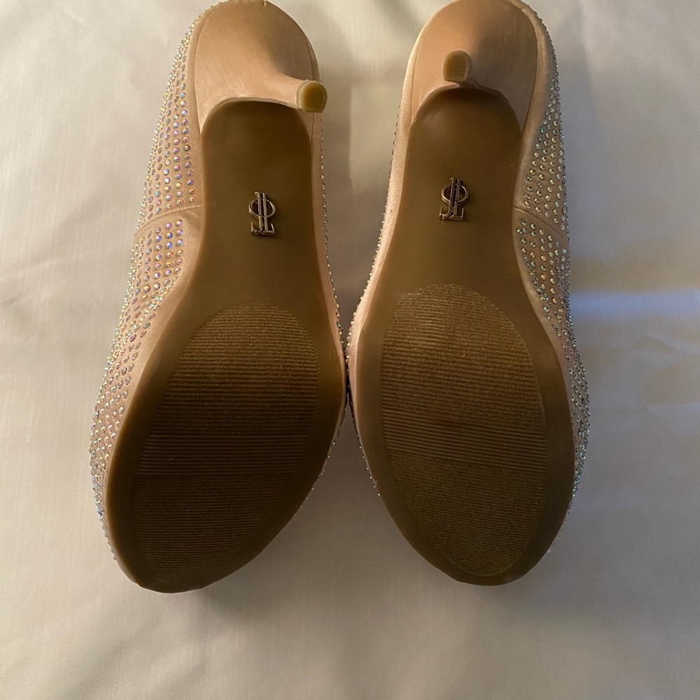 Jennifer Lopez Rhinestone Heels - Picture 4 of 6